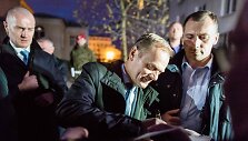 Donaldas Tuskas po apklausos Var&scaron;uvoje
