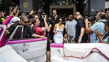 Kim Kardashian ir Kanye Westas su dukra North Kuboje