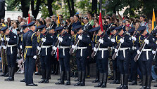 I&scaron;kilminga vėliavų pakėlimo ceremonija S. Daukanto aik&scaron;tėje