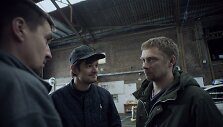 Kadras i&scaron; filmo &bdquo;Olegas&ldquo;: filme vaidina Lenkijos kino žvaigždė D.Ogrodnikas (viduryje)