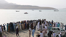 Pakistane nuskendo laivas