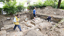 Vilniaus Didžiosios sinagogos komplekso archeologiniai tyrimai nustebino netikėtai atrastais unikaliais radiniais