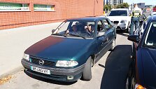 Sulaikyti rumunai &scaron;vaistėsi nepadoriais gestais