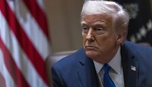 Donaldas Trumpas / Shawn Thew - Pool via CNP / picture alliance / Consolidated News Photos