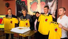Pristatytas projektas: &bdquo;Atne&scaron;k savo &scaron;irdį&ldquo;. Futbolas: Lietuva - Estija/Slovėnija.