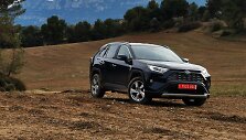 Penktos kartos &bdquo;Toyota RAV4 Hybrid&ldquo;