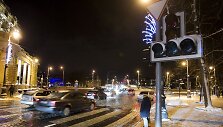 Neveikiantis &scaron;viesoforas Vilniuje prie Mindaugo tilto