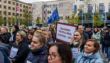 Žygiuojantys mokytojai