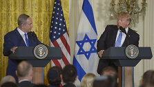 Benjaminas Netanyahu ir Donaldas Trumpas