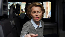 Ursula von der Leyen Graikijoje