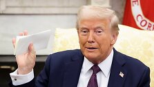 D. Trumpas / Kevin Lamarque / REUTERS