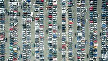 Vilniaus &bdquo;Akropolio&ldquo; automobilių stovėjimo aik&scaron;telė