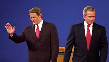 Alas Gore'o ir George'as W.Bushas
