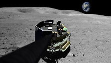 Taip įsivaizduojamas "Moon Express" aparato, galimai nusileisiančio Mėnulyje, vaizdas