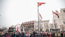 Vilnius jau &scaron;venčia: gimtadienio proga i&scaron;keltos sostinės vėliavos