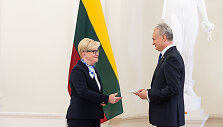 Ingrida &Scaron;imonytė, Gitanas Nausėda