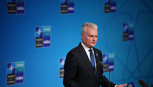 Prezidentas Gitanas Nausėda NATO vir&scaron;ūnių susitikime Ankaroje /  / AP