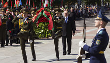 Aliaksandras Luka&scaron;enka dalyvauja  gegužės 9-osios parade Minske