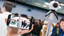 &bdquo;Samsung&ldquo; pristatė &bdquo;Galaxy S7&ldquo; ir &bdquo;Galaxy S7 Edge&ldquo; telefonus