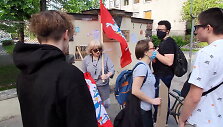 B.Sabatauskaitė (de&scaron;inėje) ir Astra Genovaitė Astrauskienė (kairėje).