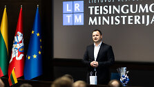 Naujas Kalėjimų tarnybos vadovas Mindaugas Kairys davė priesaiką Teisingumo ministerijoje 