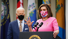 Joe Bidenas ir Nancy Pelosi