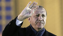 R.T.Erdoganas Vakarams sako nesiki&scaron;ti į Turkijos reikalus
