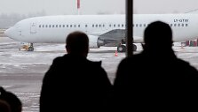 Įsigaliojo nauja rankinio &bdquo;Ryanair&ldquo; bagažo gabenimo tvarka