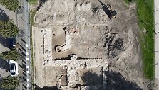 &Scaron;v. Jono bažnyčios archeologiniai kasinėjimai i&scaron; pauk&scaron;čio skrydžio. 