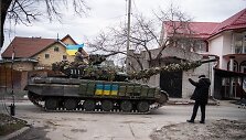Ukrainiečiai grįžta į rusų karių suniokotas vietoves