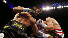 Jorge'as Linaresas prie&scaron; Anthony Crolla