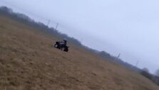 Nukentėjusiesiems pavyko nufotografuoti chuliganus.
