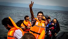 Migrantai ir pabėgėliai atplaukia į Lesbo salą