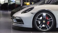 &bdquo;Porsche&ldquo; 6 i&scaron;skirtiniai modeliai