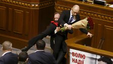 Ukrainos premjeras Arsenijus Jaceniukas traukiasi i&scaron; pareigų