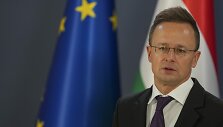 Peteris Szijjarto / Darko Vojinovic / AP