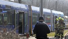 I&scaron;puolis tramvajuje / Bodo Schackow / AP