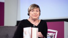 Nora Ikstena