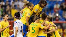 Brazilijos ir Pietų Korėjos rungtynės