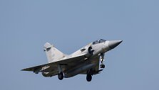 Naikintuvas &bdquo;Mirage-2000&ldquo; / Tyrone Siu / REUTERS