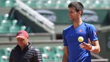 Novakas Džokovičius, Rogeris Federeris ir Rafaelis Nadalis ruo&scaron;iasi &bdquo;French Open&ldquo; čempionatui