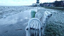 Juodkrantėje gamta sukūrė ledo skulptūras