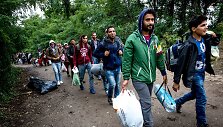 Migrantai Serbijos - Kroatijos pasienyje