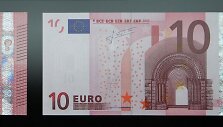 10 eurų banknotai