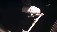 TKS astronautai sučiupo krovininę kapsulę &bdquo;Dragon&ldquo;