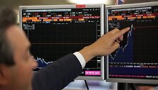 Didžiosios Britanijos FTSE 100 &scaron;ią savaitę pakilo labiausiai nuo 2011 metų gruodžio