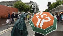 Roland Garros varžybas sustabdė lietus 