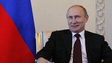 Rusijos prezidentas Vladimiras Putinas susitikime su Kirgizijos prezidentu Almazbeku Atambajevu