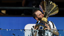Gonzalo Higuainas