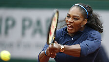 Serena Williams prie&scaron; Magdaleną Rybarikovą